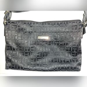 Tommy Hilfiger Crossbody Bag